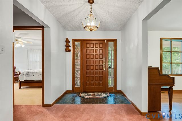 13703 Happy Hill Rd, Chester, VA 23831