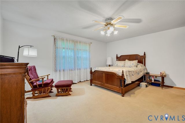 13703 Happy Hill Rd, Chester, VA 23831