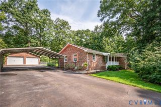 13703 Happy Hill Rd, Chester, VA 23831