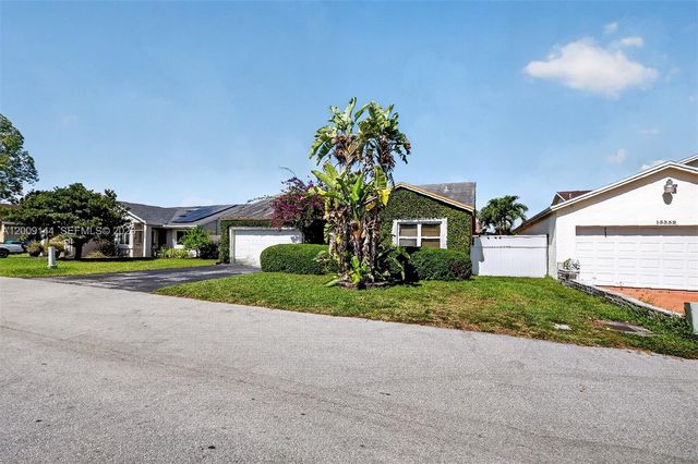 13336 SW 113th Ct, Miami, FL 33176