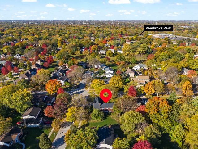 210 Westmoreland Lane, Naperville, IL 60540