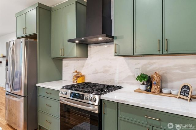 223 S Camano Ridge Road, Camano Island, WA 98282