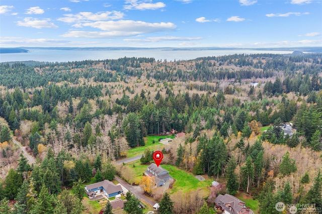 223 S Camano Ridge Road, Camano Island, WA 98282
