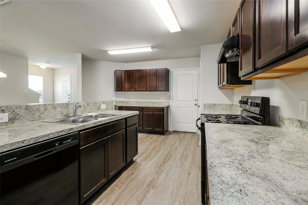 12702 Veterans Silver Road, Houston, TX 77014