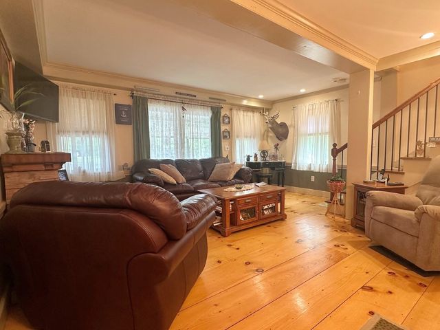 175 Creek Road, Castleton, VT 05735