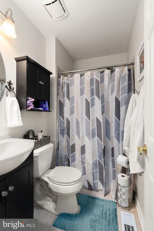 Image 13 of property listing at 2197 CANTLEY CT, Forest Hill, MD 21050