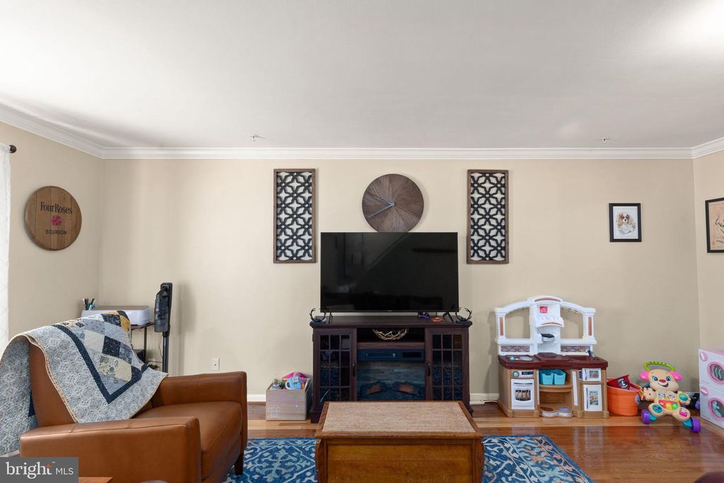 Image 4 of property listing at 2197 CANTLEY CT, Forest Hill, MD 21050