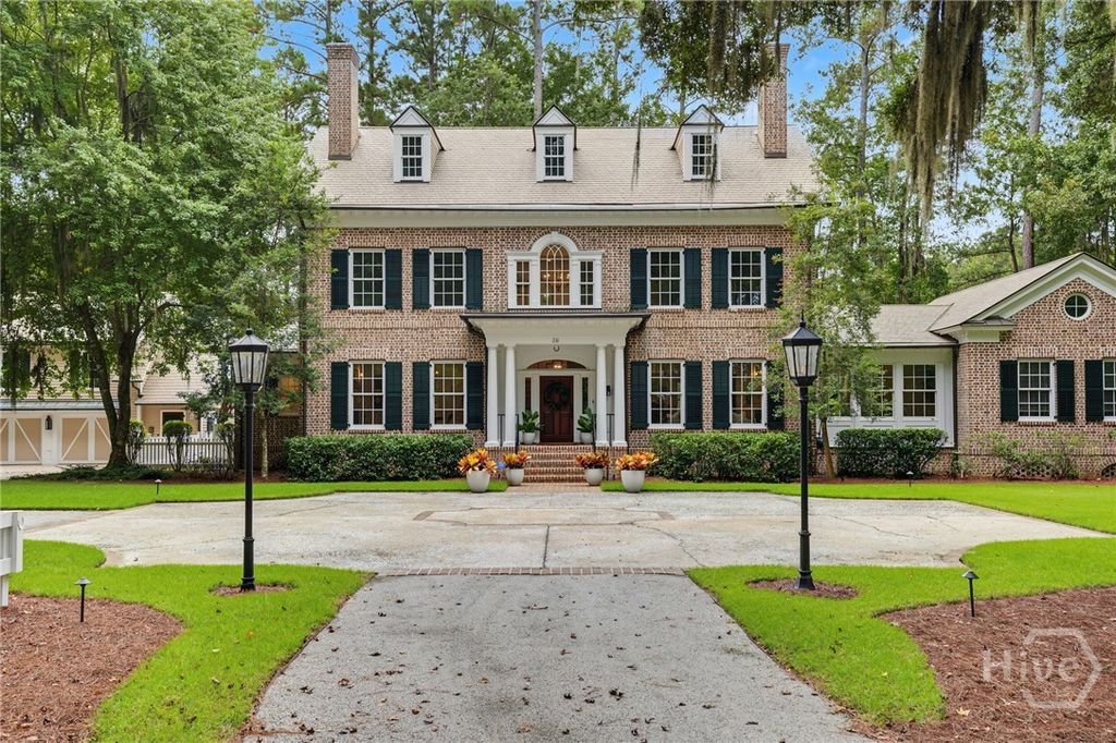 Image 1 of property listing at 36 Belted Kingfisher Lane, Richmond Hill, GA 31324