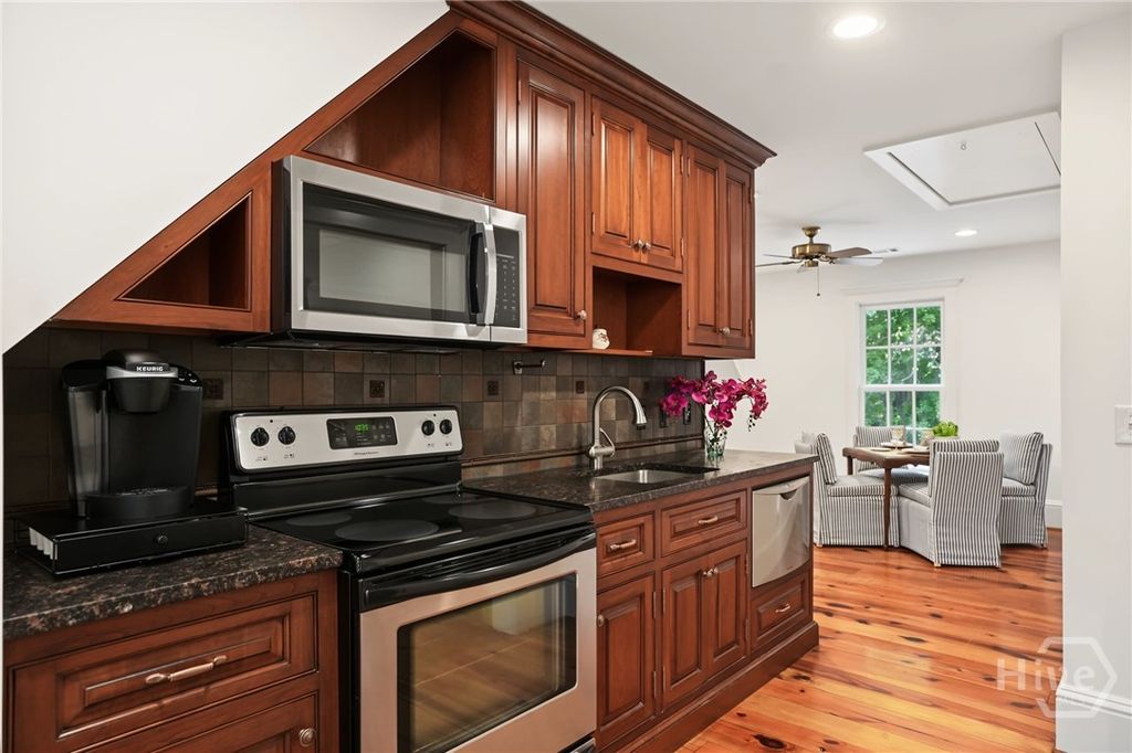 Image 54 of property listing at 36 Belted Kingfisher Lane, Richmond Hill, GA 31324