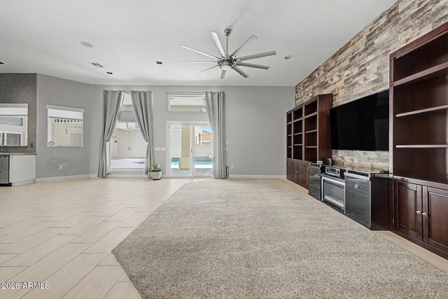 4753 W FALLEN LEAF Lane, Glendale, AZ 85310
