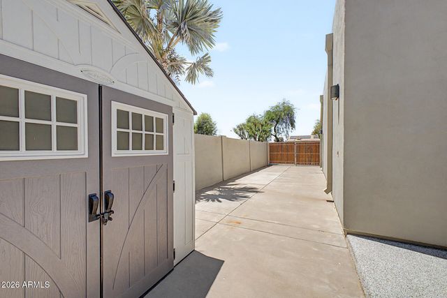 4753 W FALLEN LEAF Lane, Glendale, AZ 85310