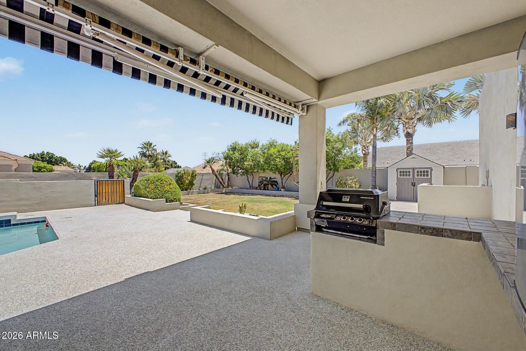 Image 43 of property listing at 4753 W FALLEN LEAF Lane, Glendale, AZ 85310