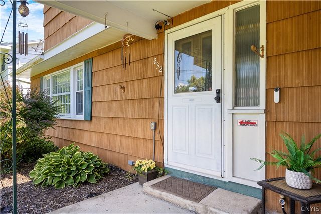 232 Marsh Drive, Dewitt, NY 13214