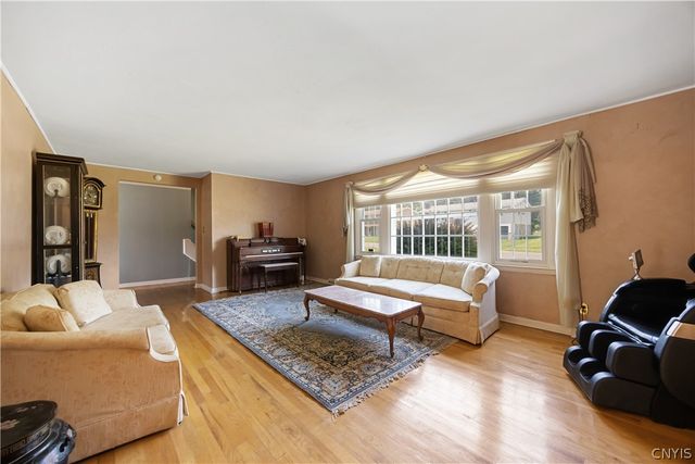 232 Marsh Drive, Dewitt, NY 13214