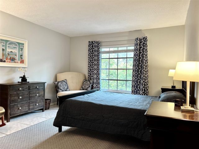 2271 NE 68TH Street 2028, Fort Lauderdale, FL 33308
