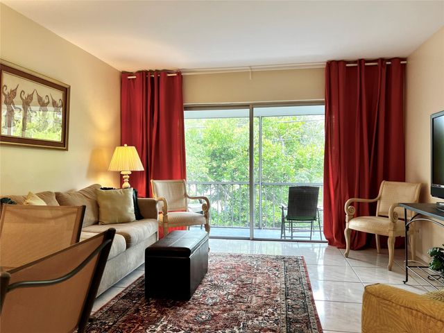 2271 NE 68TH Street 2028, Fort Lauderdale, FL 33308