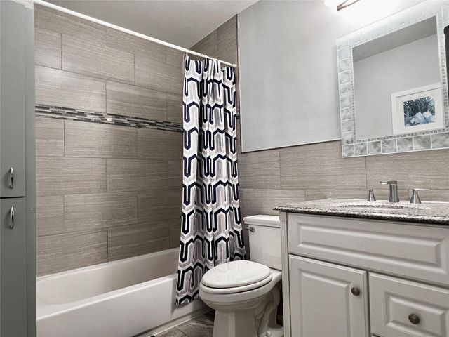 2271 NE 68TH Street 2028, Fort Lauderdale, FL 33308