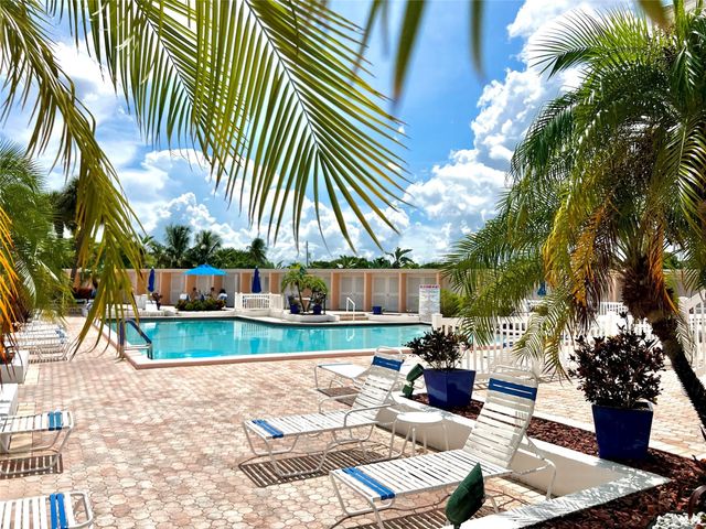 2271 NE 68TH Street 2028, Fort Lauderdale, FL 33308