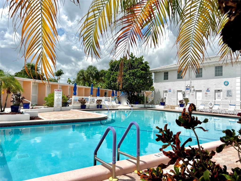 2271 NE 68TH Street 2028, Fort Lauderdale, FL 33308