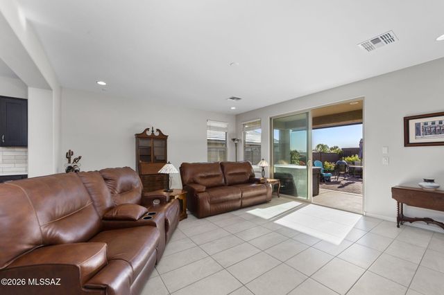 14489 N Saguaro Nest Trail, Marana, AZ 85658