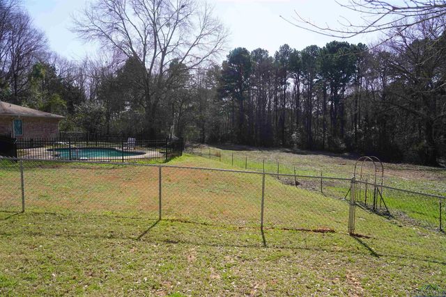 5889 State Hwy 300, Longview, TX 75604