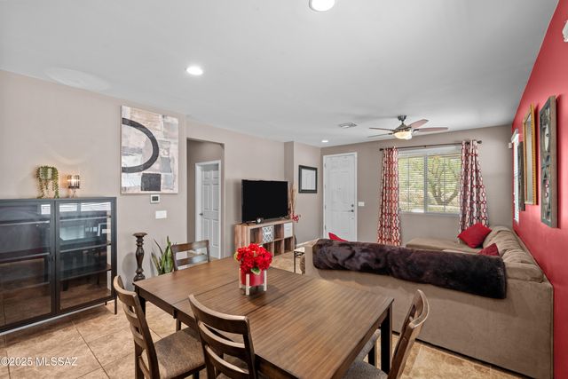 7489 S Mountain Star Drive, Tucson, AZ 85757