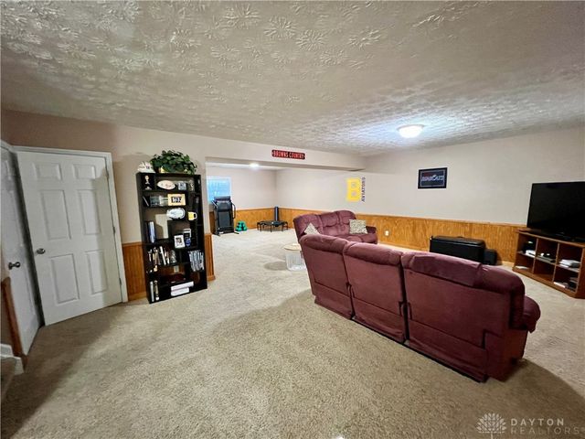 7575 Turtle Creek Drive, Dayton, OH 45414