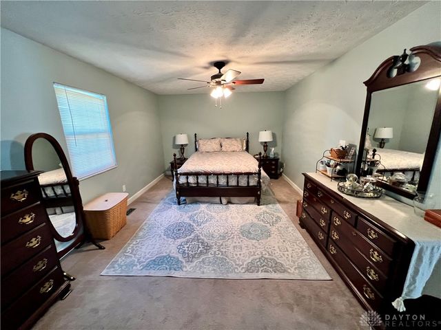 7575 Turtle Creek Drive, Dayton, OH 45414