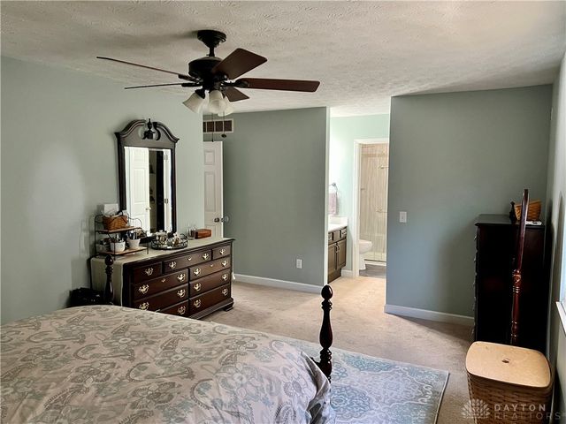 7575 Turtle Creek Drive, Dayton, OH 45414