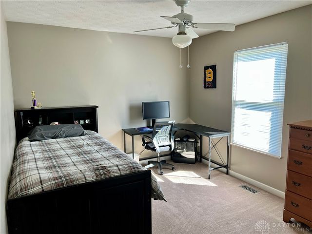 7575 Turtle Creek Drive, Dayton, OH 45414