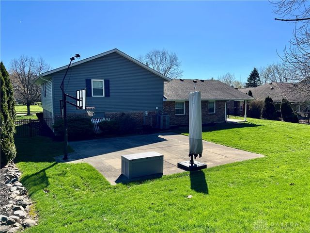 7575 Turtle Creek Drive, Dayton, OH 45414