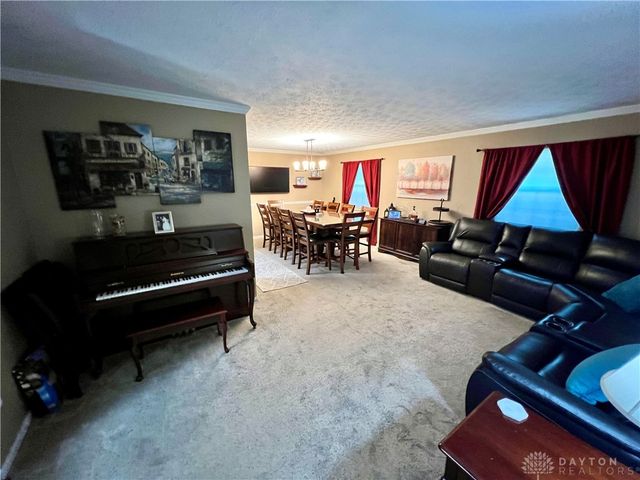 7575 Turtle Creek Drive, Dayton, OH 45414