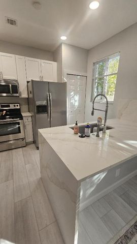 324 Bayfront Drive, Boynton Beach, FL 33435