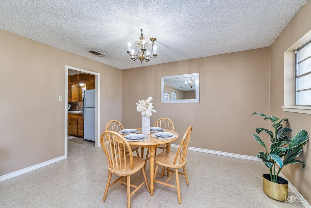 Image 18 of property listing at 3141 Chatterton Drive, San Angelo, TX 76904