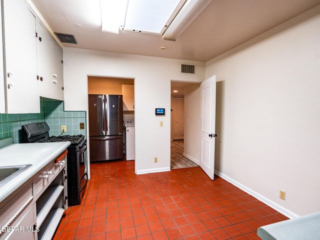 5109 Garry Owen Road, El Paso, TX 79903