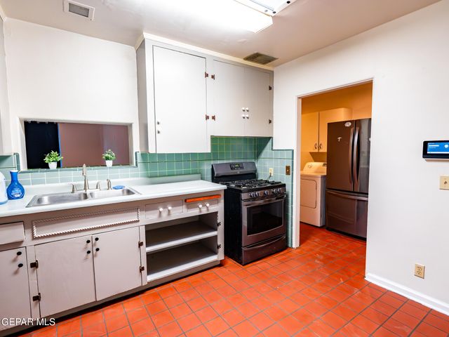 5109 Garry Owen Road, El Paso, TX 79903