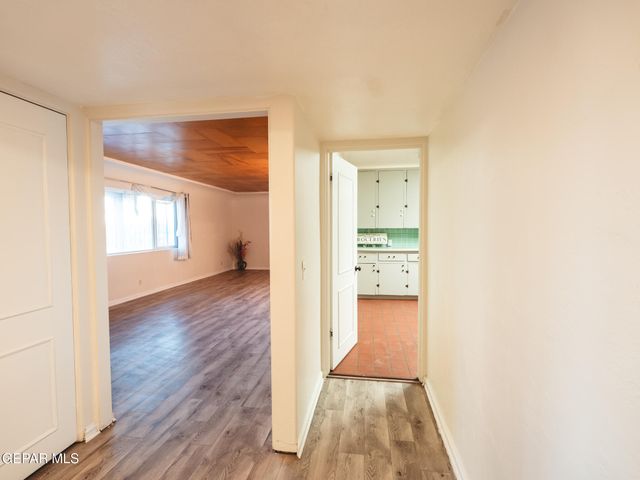 5109 Garry Owen Road, El Paso, TX 79903