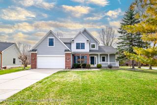 3421 Hawthorne Woods Parkway, Dewitt, MI 48820