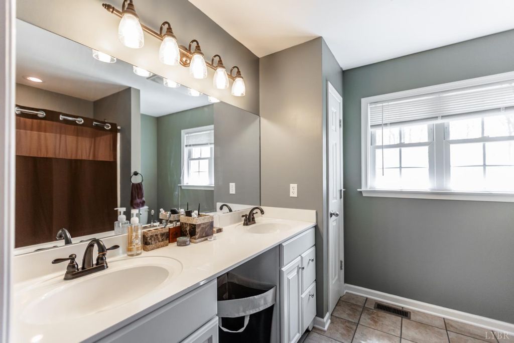 Image 24 of property listing at 396 Rocks Church Road, Pamplin, VA 23958
