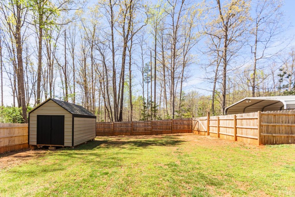 Image 37 of property listing at 396 Rocks Church Road, Pamplin, VA 23958