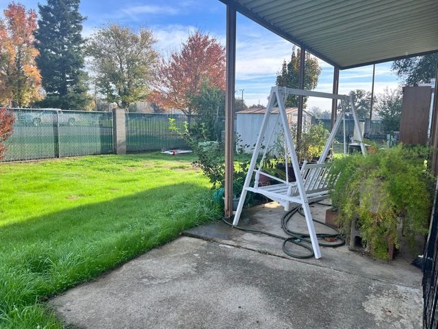 3008 Hazel Drive, Anderson, CA 96007