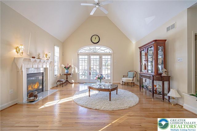 3947 West Washington Street, Allentown City, PA 18104