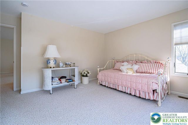 3947 West Washington Street, Allentown City, PA 18104