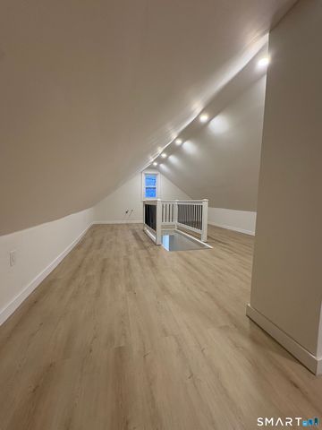 1787 Stratfield Road B, Fairfield, CT 06825