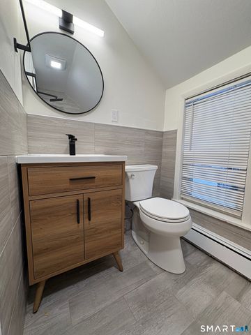 1787 Stratfield Road B, Fairfield, CT 06825