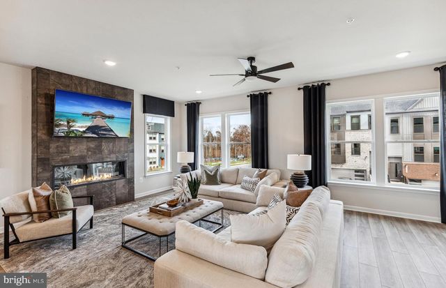 42888 CARDINAL BROOK TER, Leesburg, VA 20176