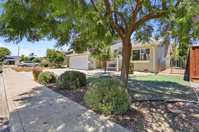 2639 Brady Court, Santa Clara, CA 95051