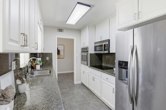 2639 Brady Court, Santa Clara, CA 95051