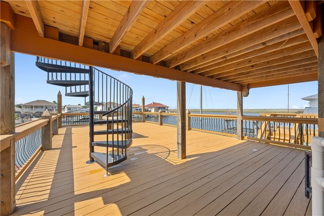 13729 Cayo Cantiles St, Corpus Christi, TX 78418