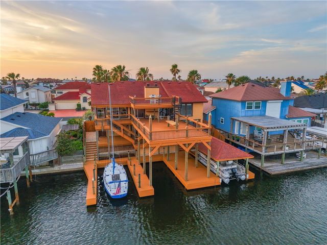 13729 Cayo Cantiles St, Corpus Christi, TX 78418
